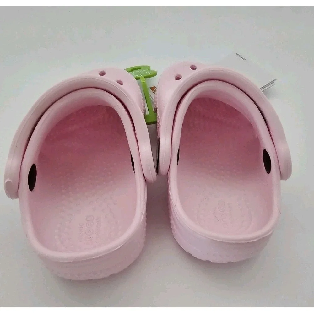 Crocs Classic Clog Pink Unisex Kids US 4 EU 19-20 Slip On Brand NEW